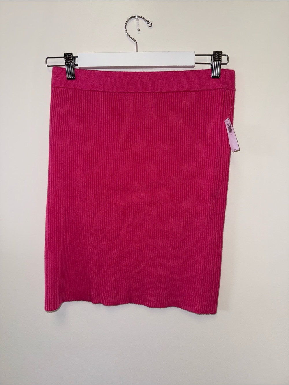 NWT Old Navy (Medium) Brand New Hot Pink Ribbed Skirt